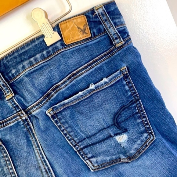 AMERICAN EAGLE OUTFITTERS | Women’s AEO Faded Denim Ripped Jeggings Size 4 - Picture 7 of 8